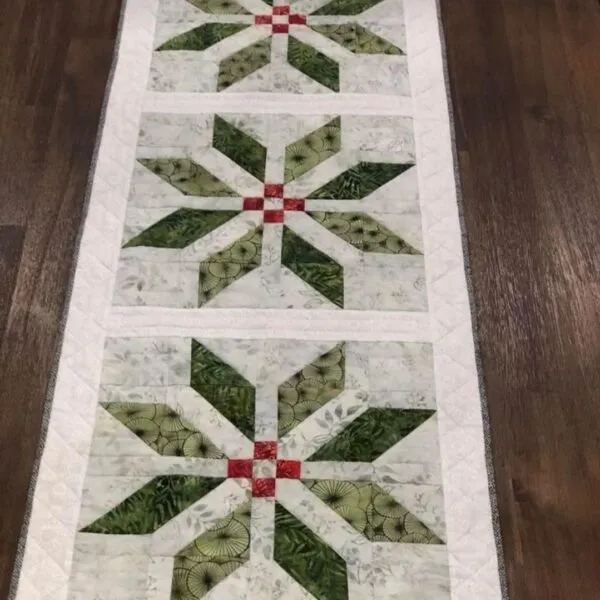 Evergreen Blooms: A Breathtaking Journey into Timeless Quilt Design